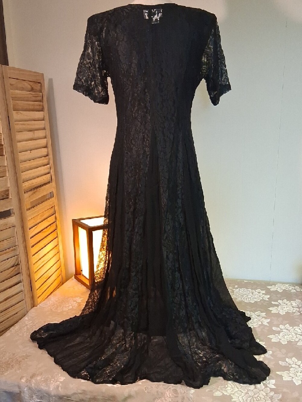 Vintage American Angel Black Lace Detail Dress Size L - Picture 4 of 8
